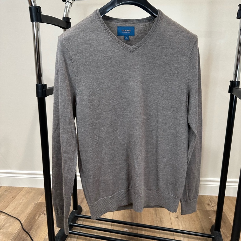 Fairlane wool v-neck sweater